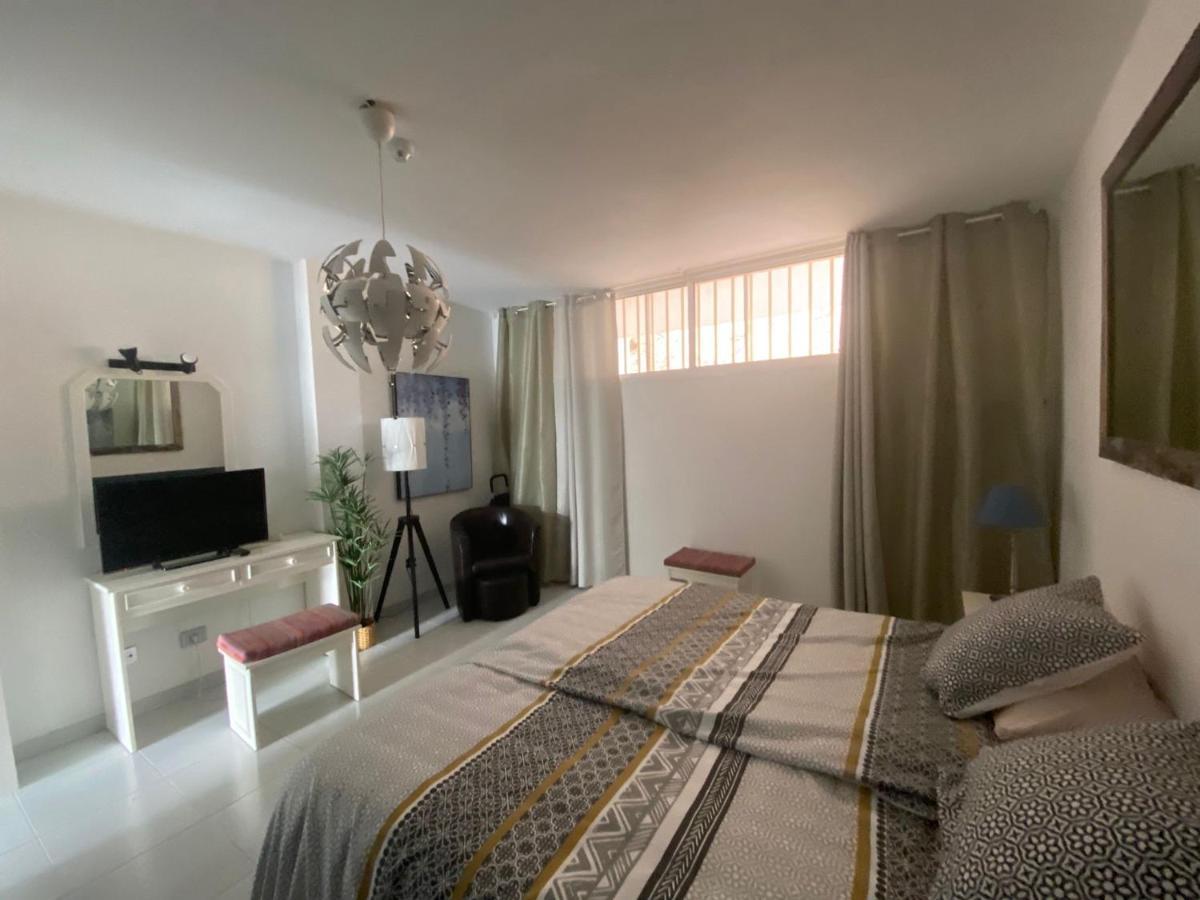 Vista Nautica Apartment Адехе Екстериор снимка